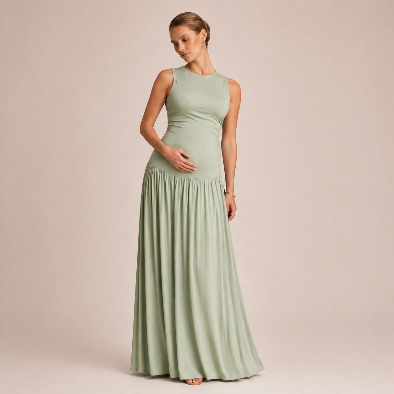 Long Sleeveless Maternity Dress for Pregnancy