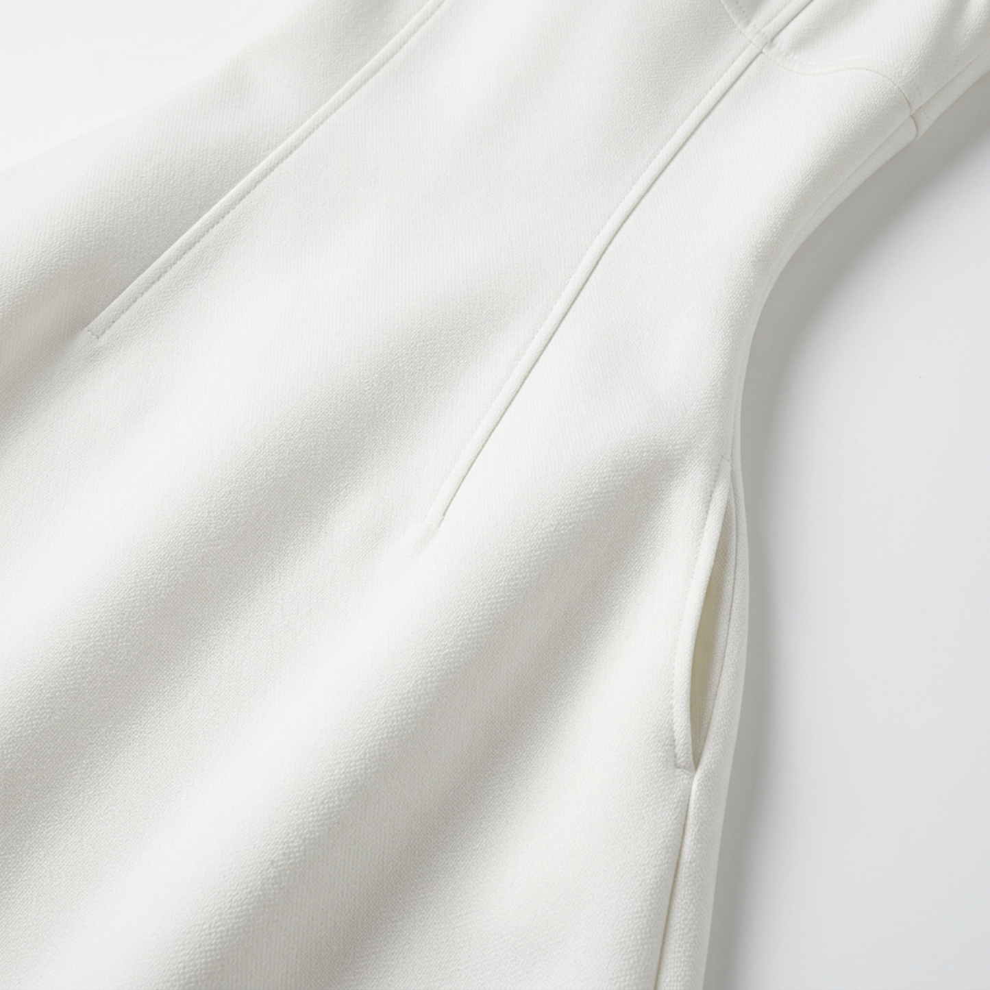 Short women's dress — bubble skirt in crepe and boat neckline | evening outfit