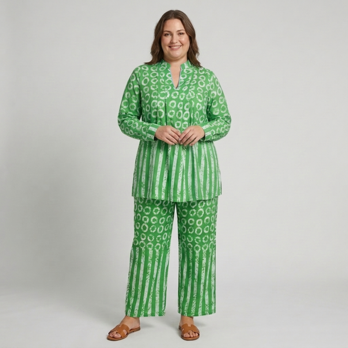 Plus Size Patterned Pants Set