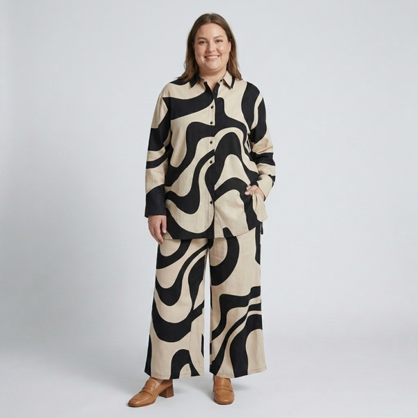 Plus Size Two-Piece Set with Graphic Pattern