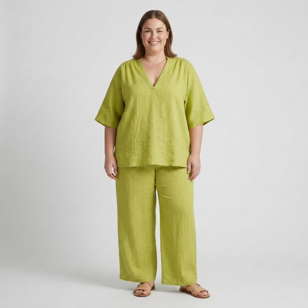 Plus size two-piece set for women with loose V-neck top and flowy pants