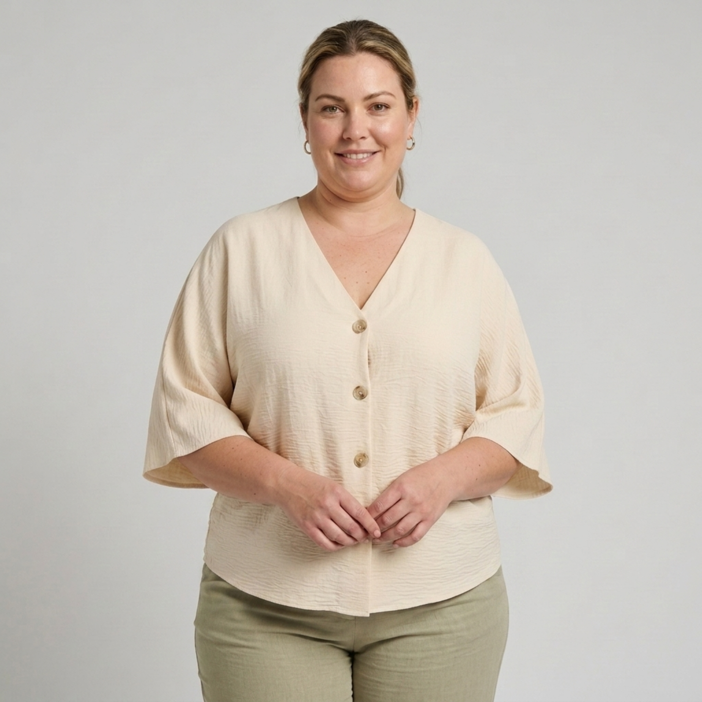Plus Size Women's Loose Blouse with V-Neck and Long Sleeves