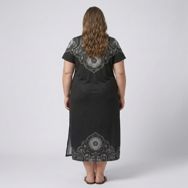 Plus size long dress for women with printed V-neck collar