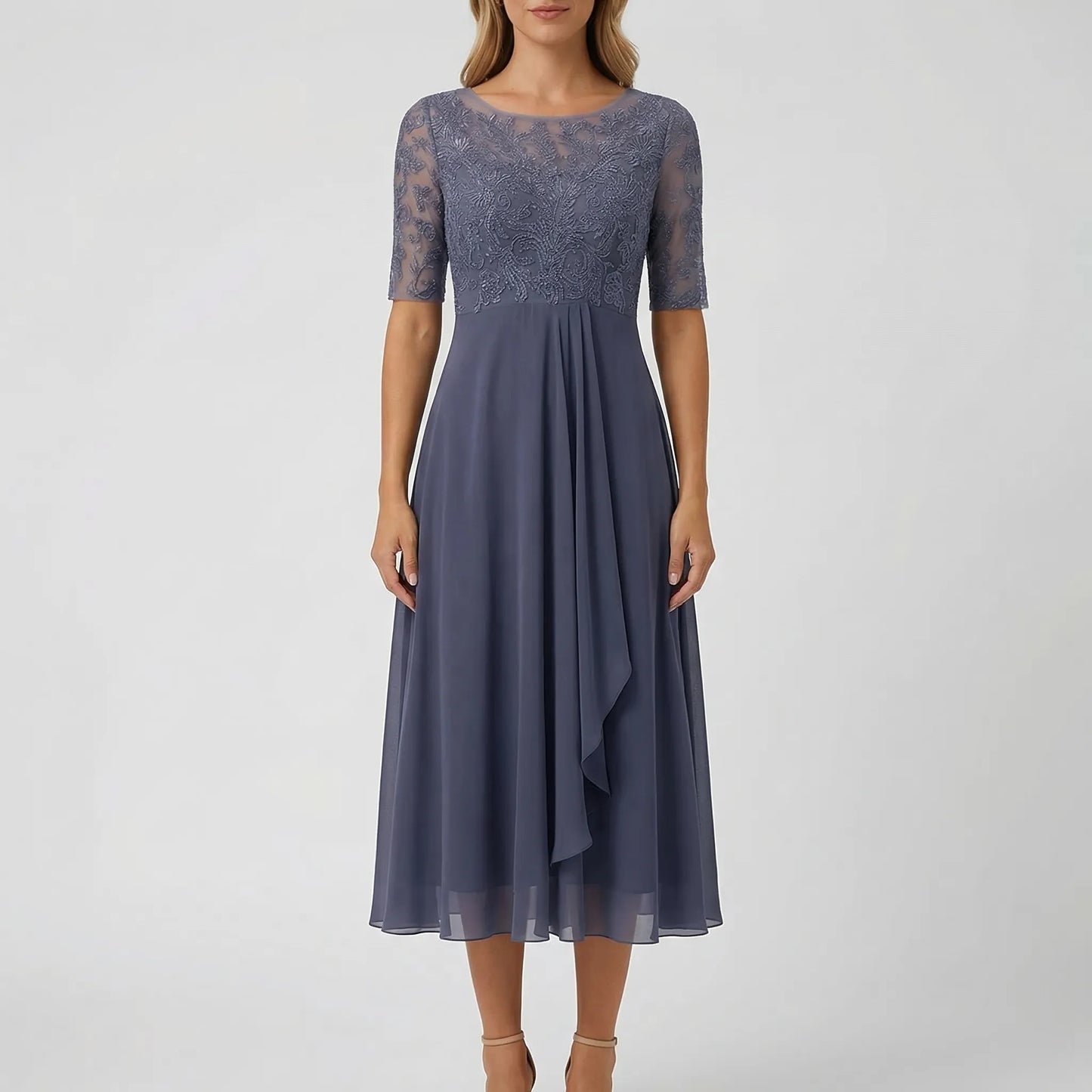 Cocktail dress for women - trapeze cut and lace bodice | evening