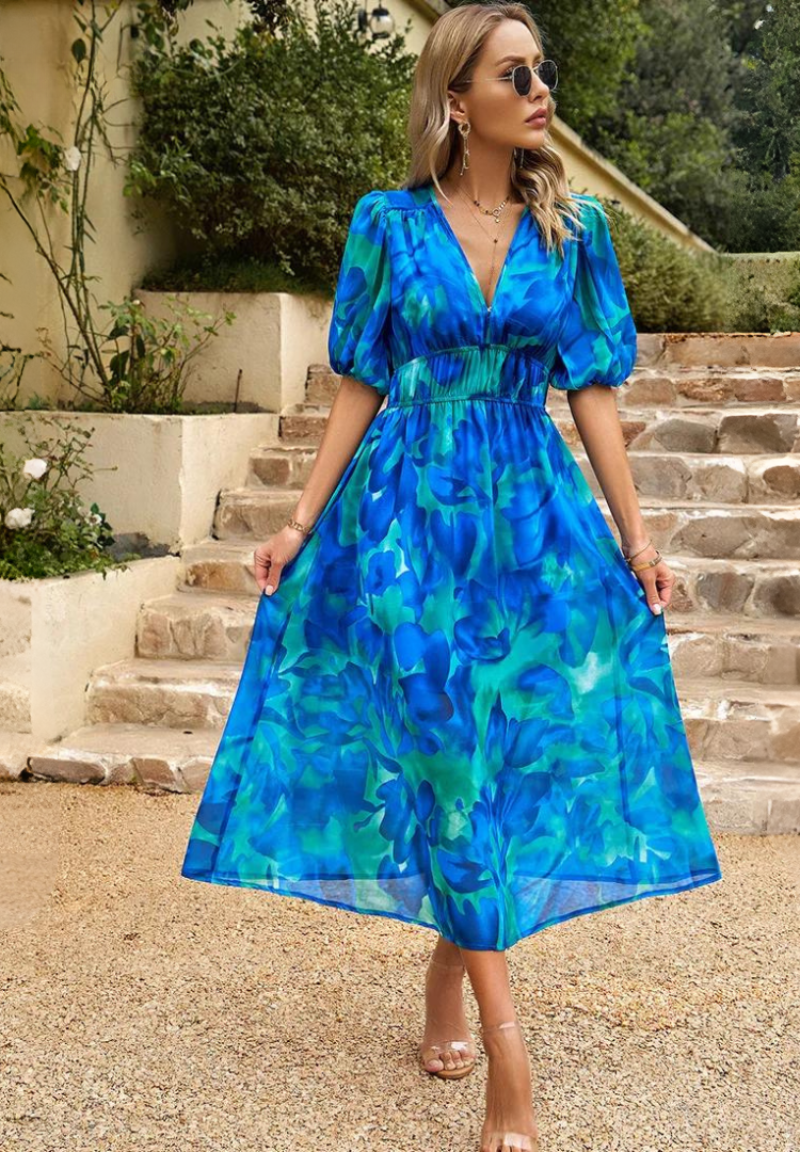 Printed dress for women - flared mid-length model with elastic waist - cocktail