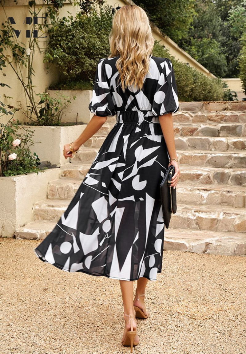 Printed dress for women - flared mid-length model with elastic waist - cocktail